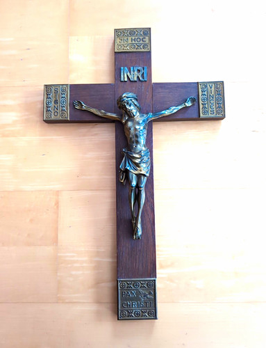 Kruzifix wandkreuz aus holz - kruzifix,