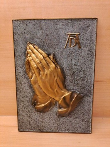 Altes relief betende hände - betende,