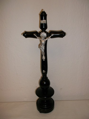 Altes kreuz holz kruzifix - kreuz,