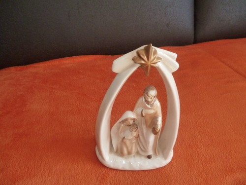 Heilige maria mit jesuskind - heilige,