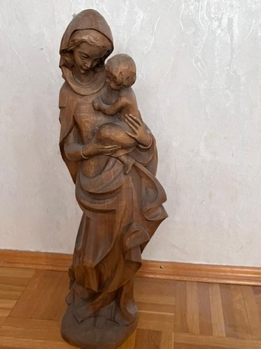 Madonnenfigur aus holz - madonnenfigur,