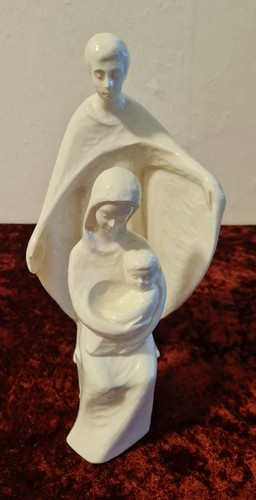 Heilige familie aus porzellan - familie,