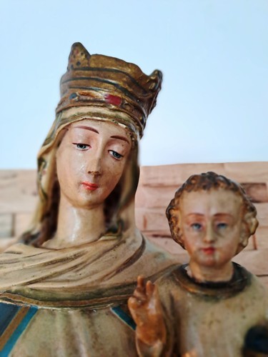 Geheimnisvolle madonna mit - geheimnisvolle,